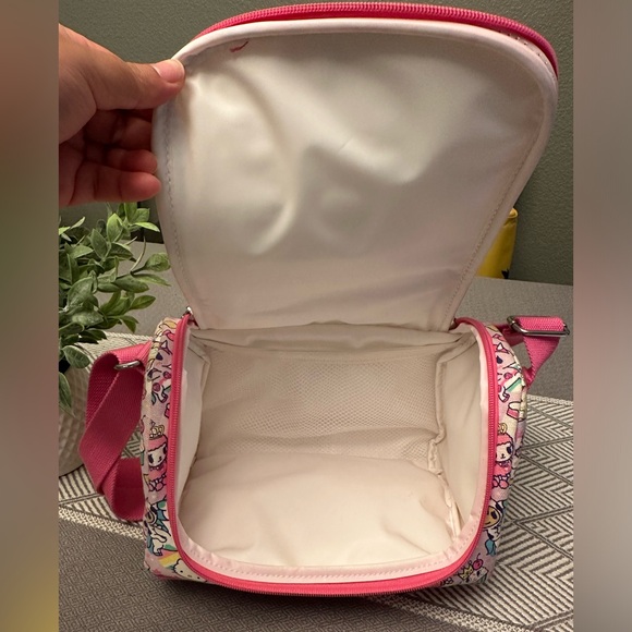 Tokidoki X Hello Kitty lunch bag. - Picture 3 of 3